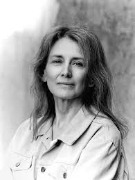 ANNIE ERNAUX (1940-)